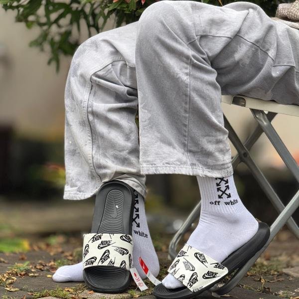 NIKE FLIP