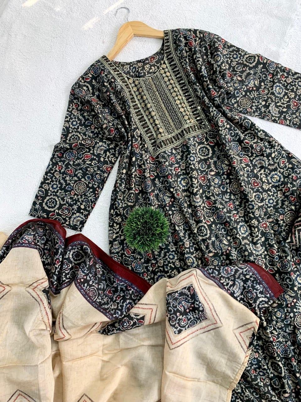 PRINTED PARTY WEAR WITH LONG DUPPATTA