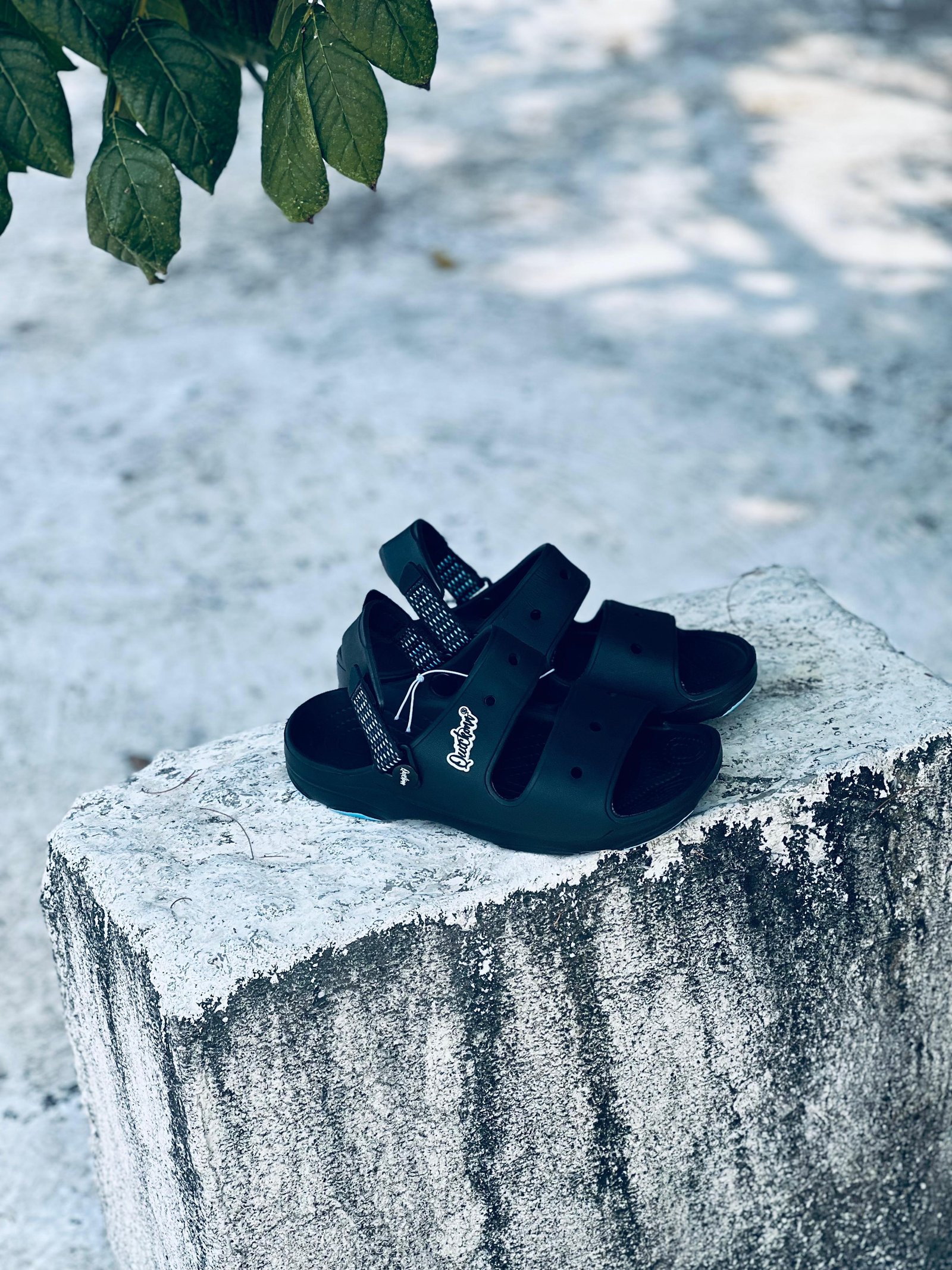 IMPORTED CROCS