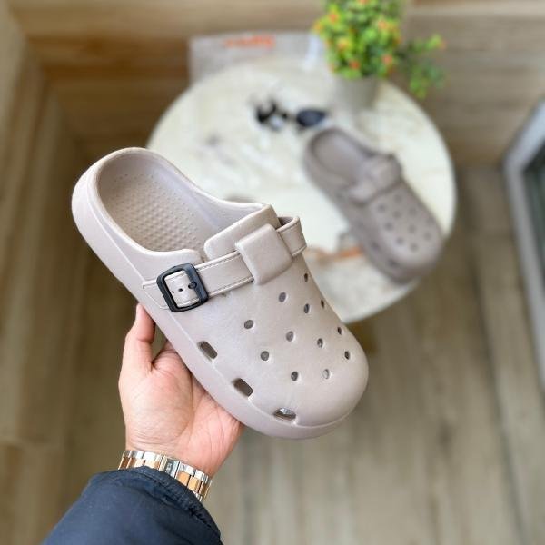 CLOGS