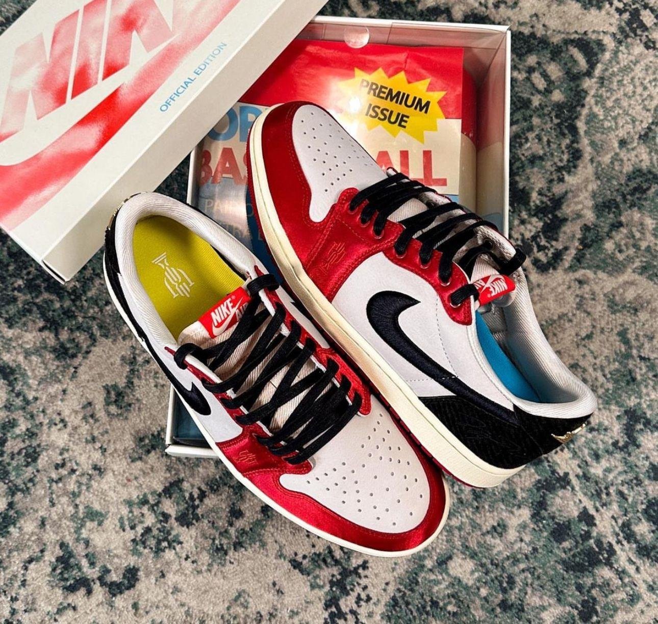 NIKE AIR JORDAN 1 LOW OG X TROPHY ROOM SAIL AND VARSITY