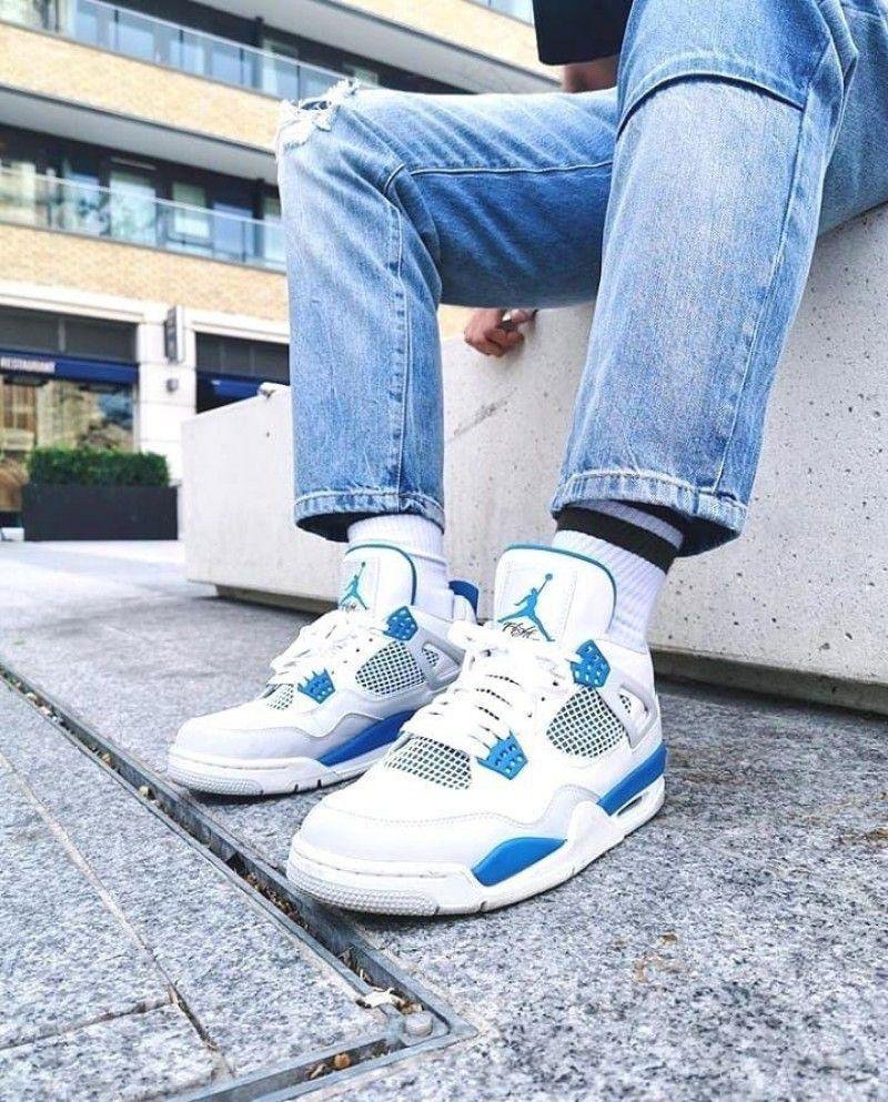 AIR JORDANS RETRO 4 MILITARY BLUE