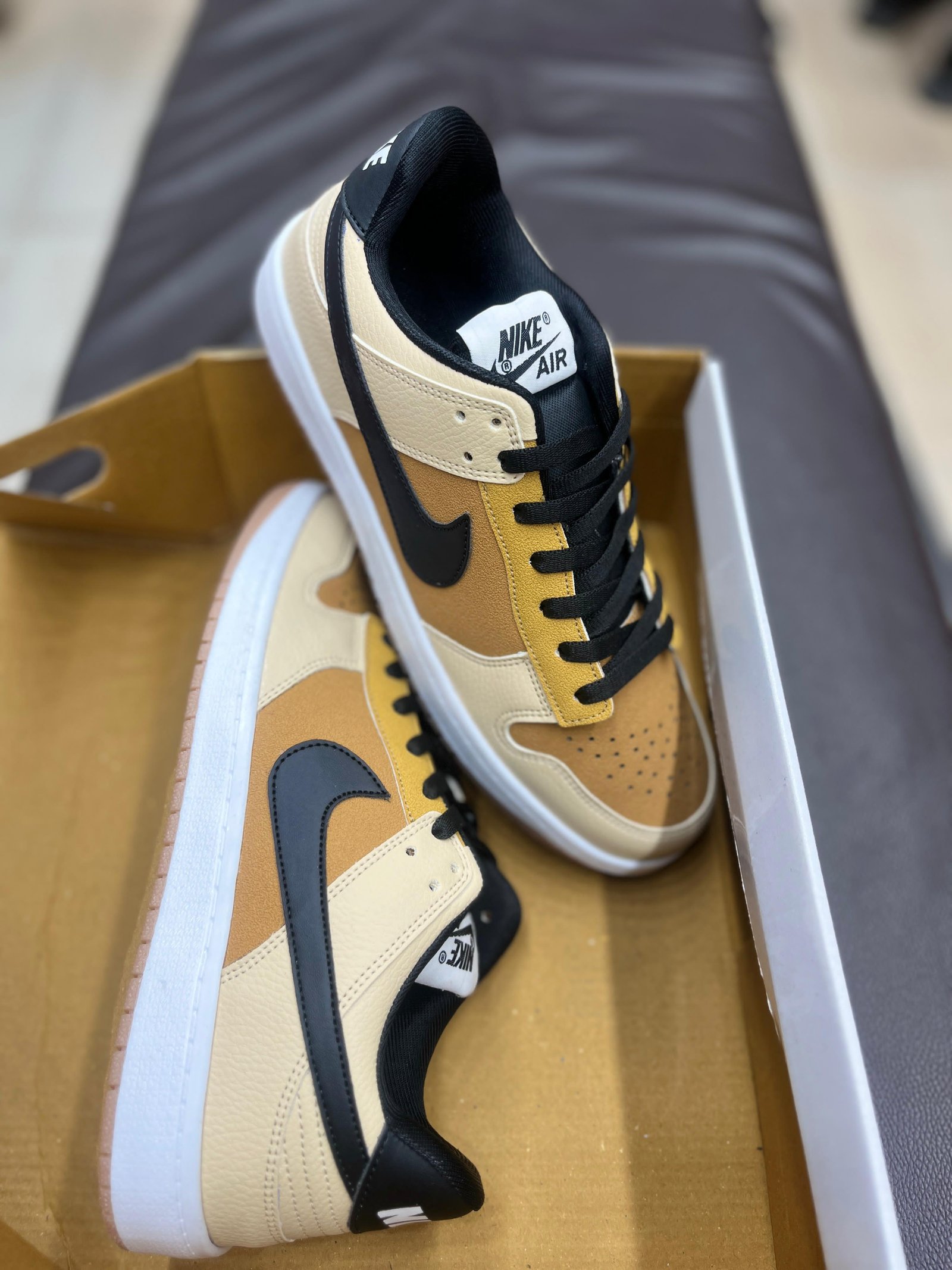 NIKE DUNK