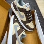 NIKE DUNK