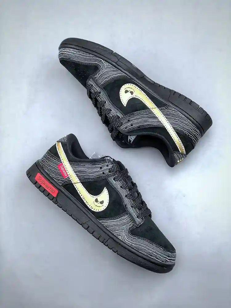 NIKE SB DUNK SUPREME 2025