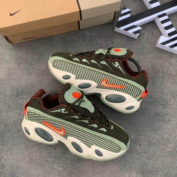 NIKE NOCTA GLIDE