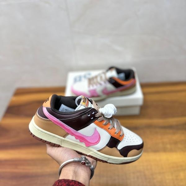 NIKE SB DUNK WHAT THE DUNKIN DONUT