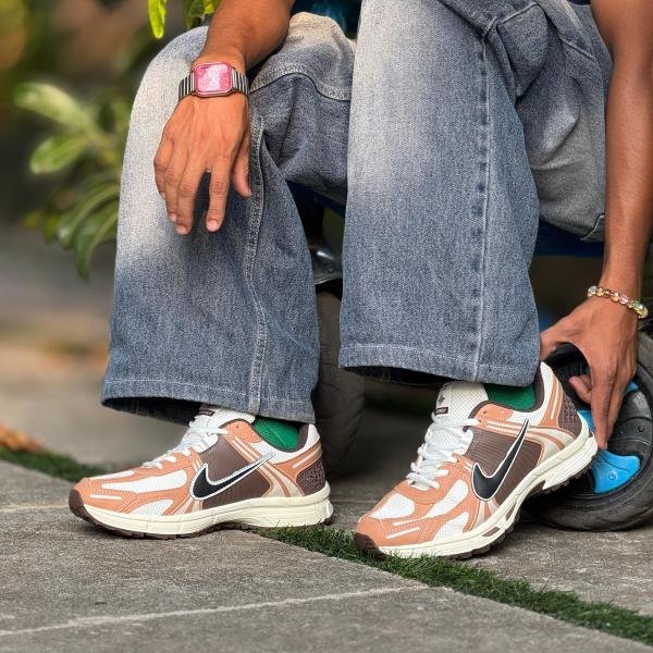 IMPORTED SHOE