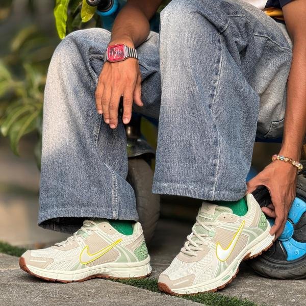 IMPORTED SHOE