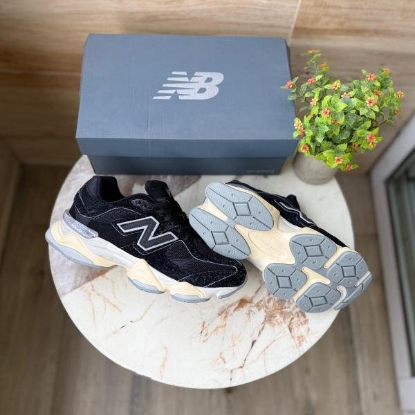 NEW BALANCE 9060 BLACK SEA SALT