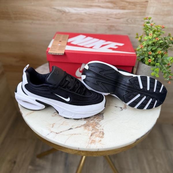 NIKE AIRMAX PORTAL TRAINERS OREO