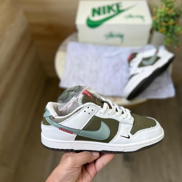 NIKE SB DUNK 2025 YEAR OF SNAKE 2025