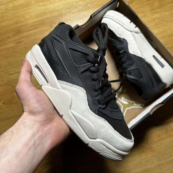 JORDAN 4 RM 2025