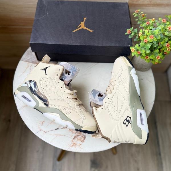 AIR JORDANS RETRO 6 JUMPMAN MVP BROWN