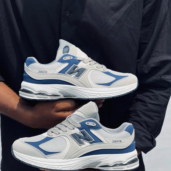 IMPORTED SHOE