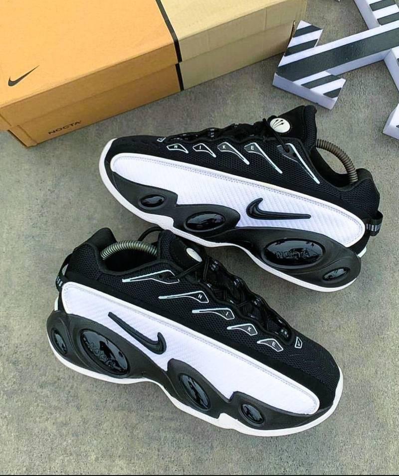 NIKE AIRMAX NOCTA