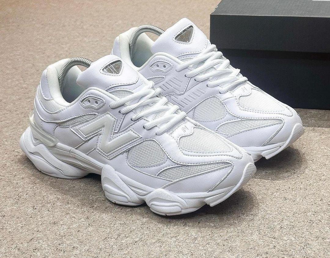 NEW BALANCE 9060 TRIPPLE WHITE