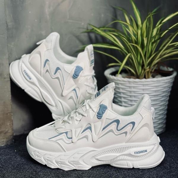IMPORTED SHOE