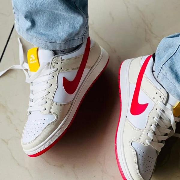 NIKE SB DUNK AMBUSH