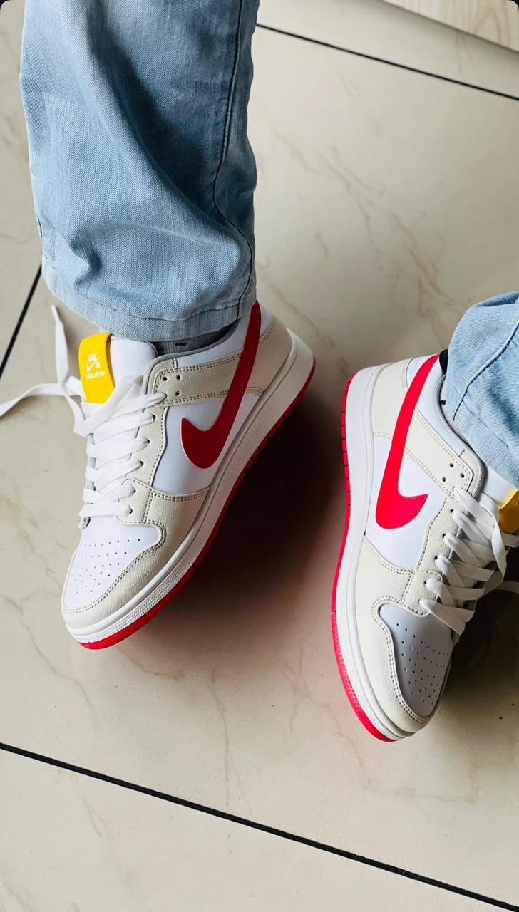 NIKE SB DUNK AMBUSH