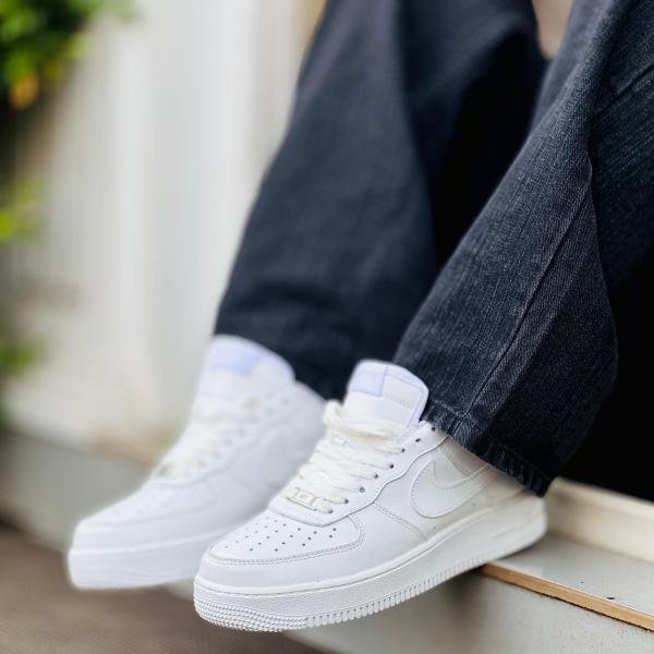 NIKE AIRFORCE