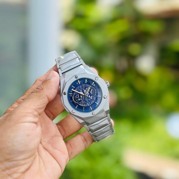 HUBLOT
