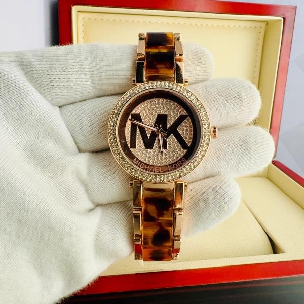 MICHAEL KORS