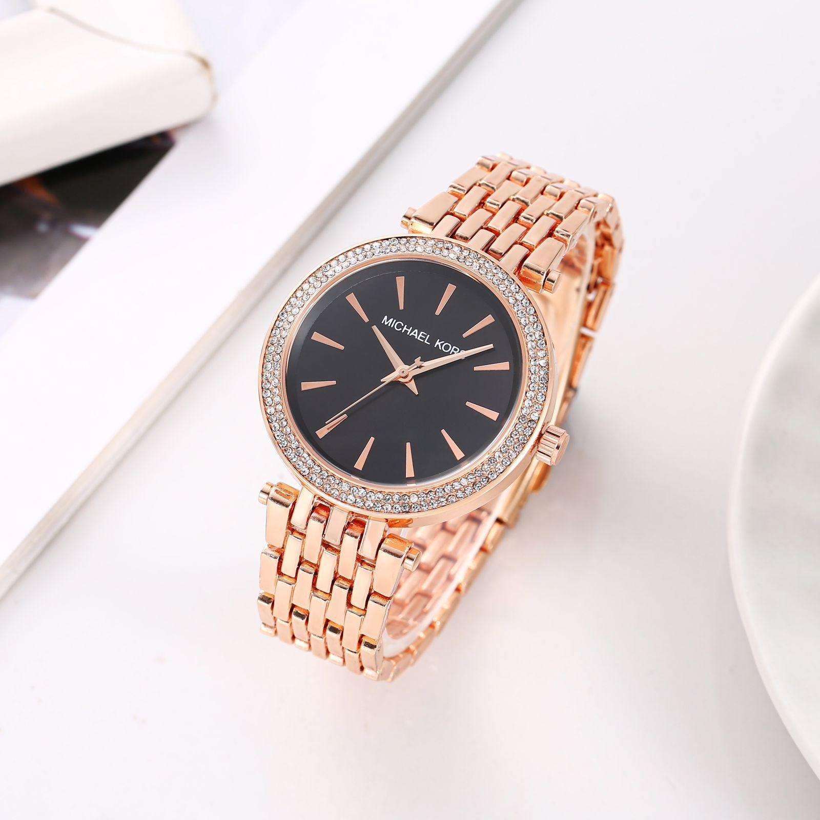 MICHAEL KORS