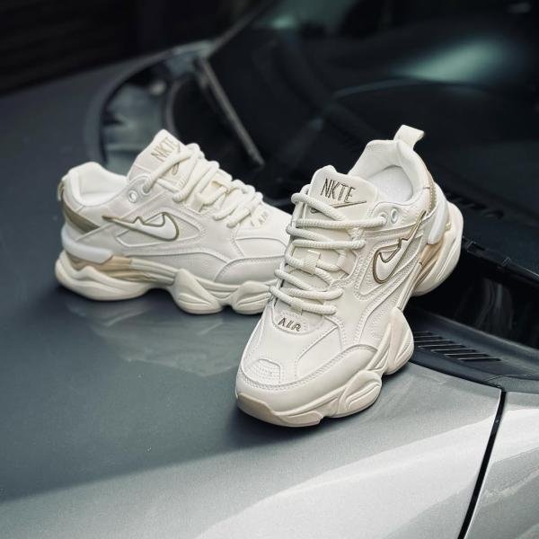 IMPORTED SHOE