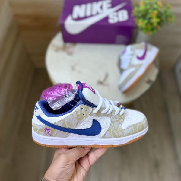 NIKE SB DUNK RAYSSA LEAL