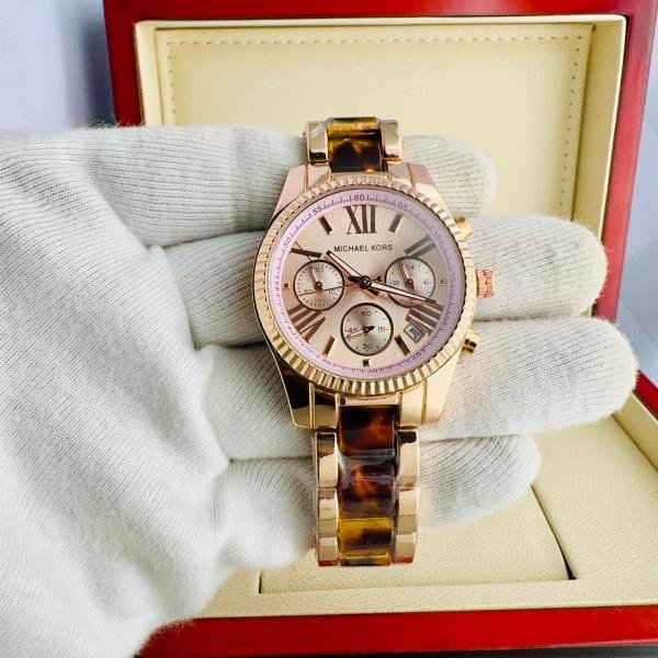 MICHAEL KORS