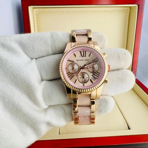 MICHAEL KORS