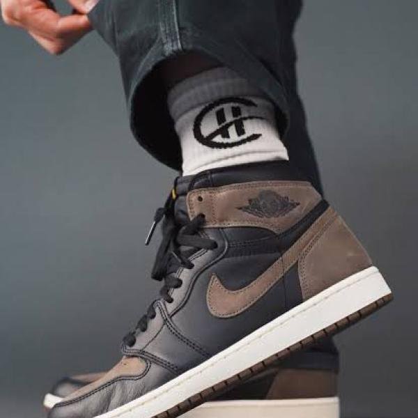 AIR JORDAN ONE