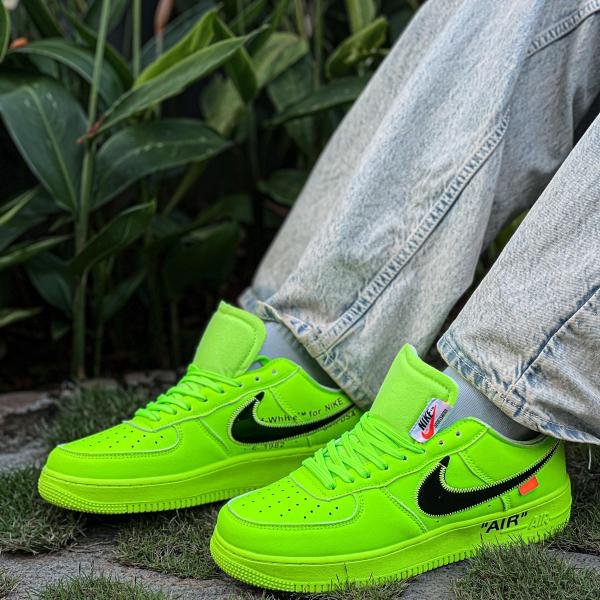 NIKE AF1