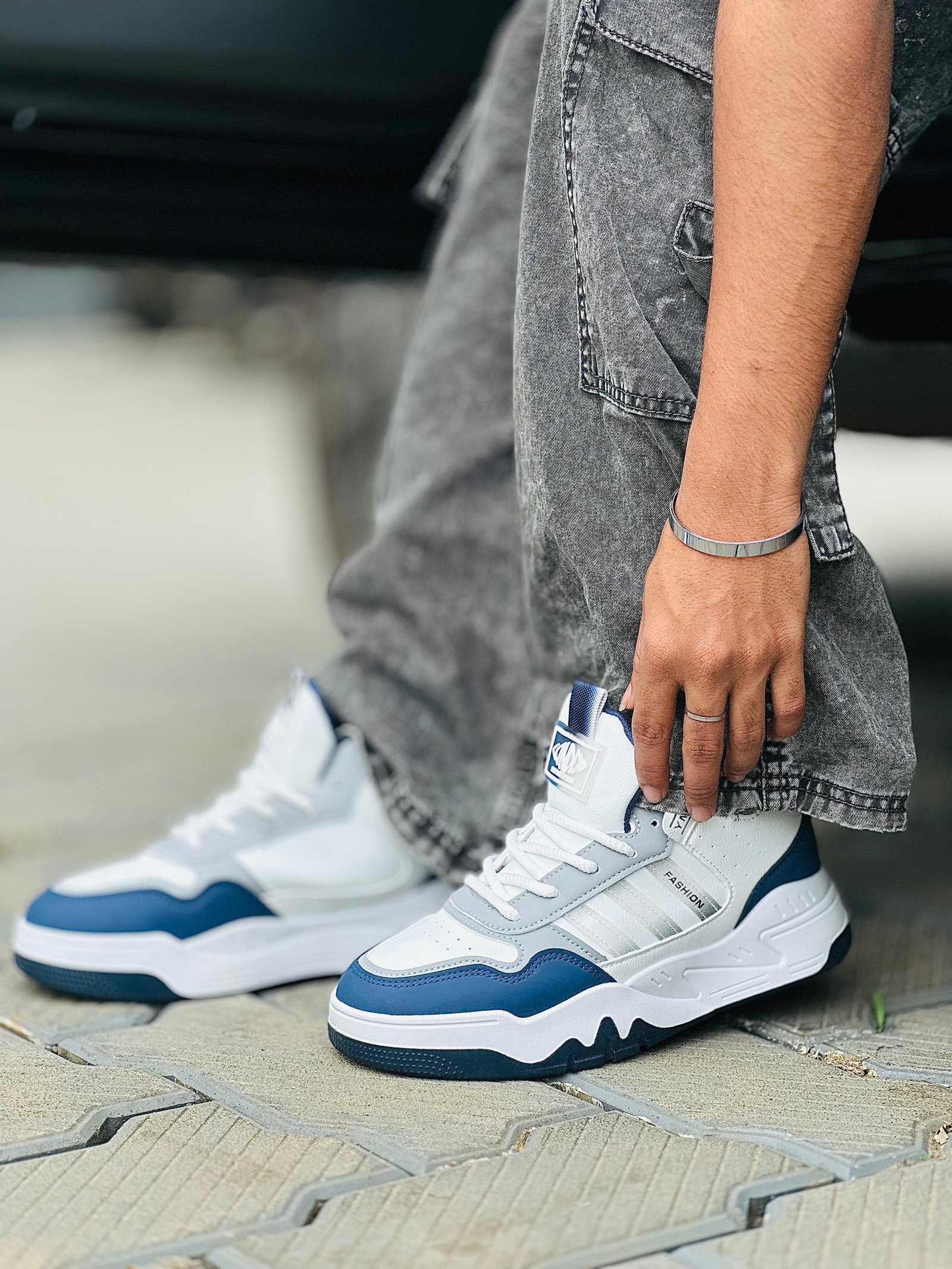 IMPORTED SHOE