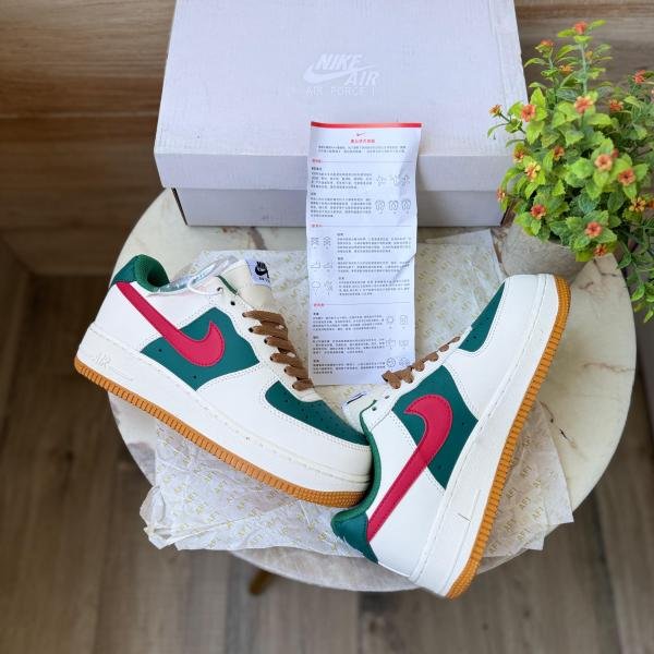 NIKE AIRFORCE GUCCI COLORSWAYS