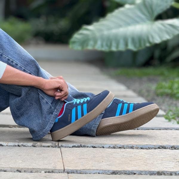IMPORTED SHOES