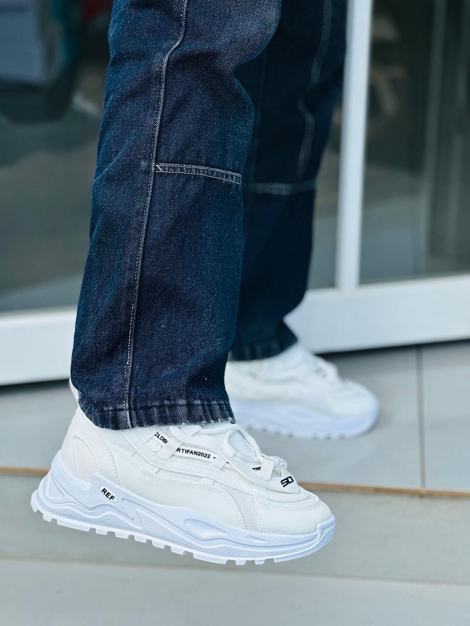 IMPORTED SHOE