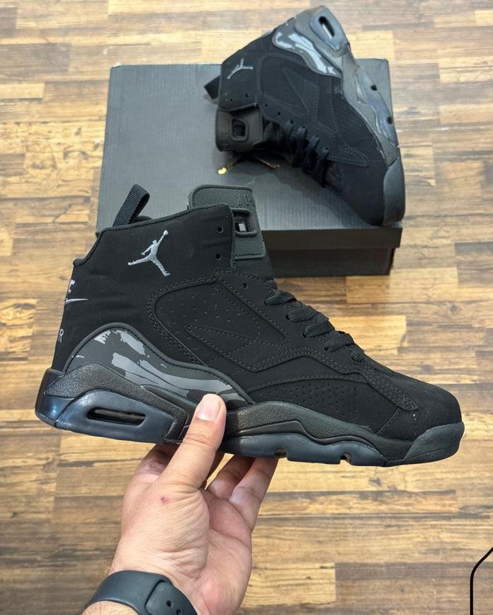 JORDAN RETRO 6