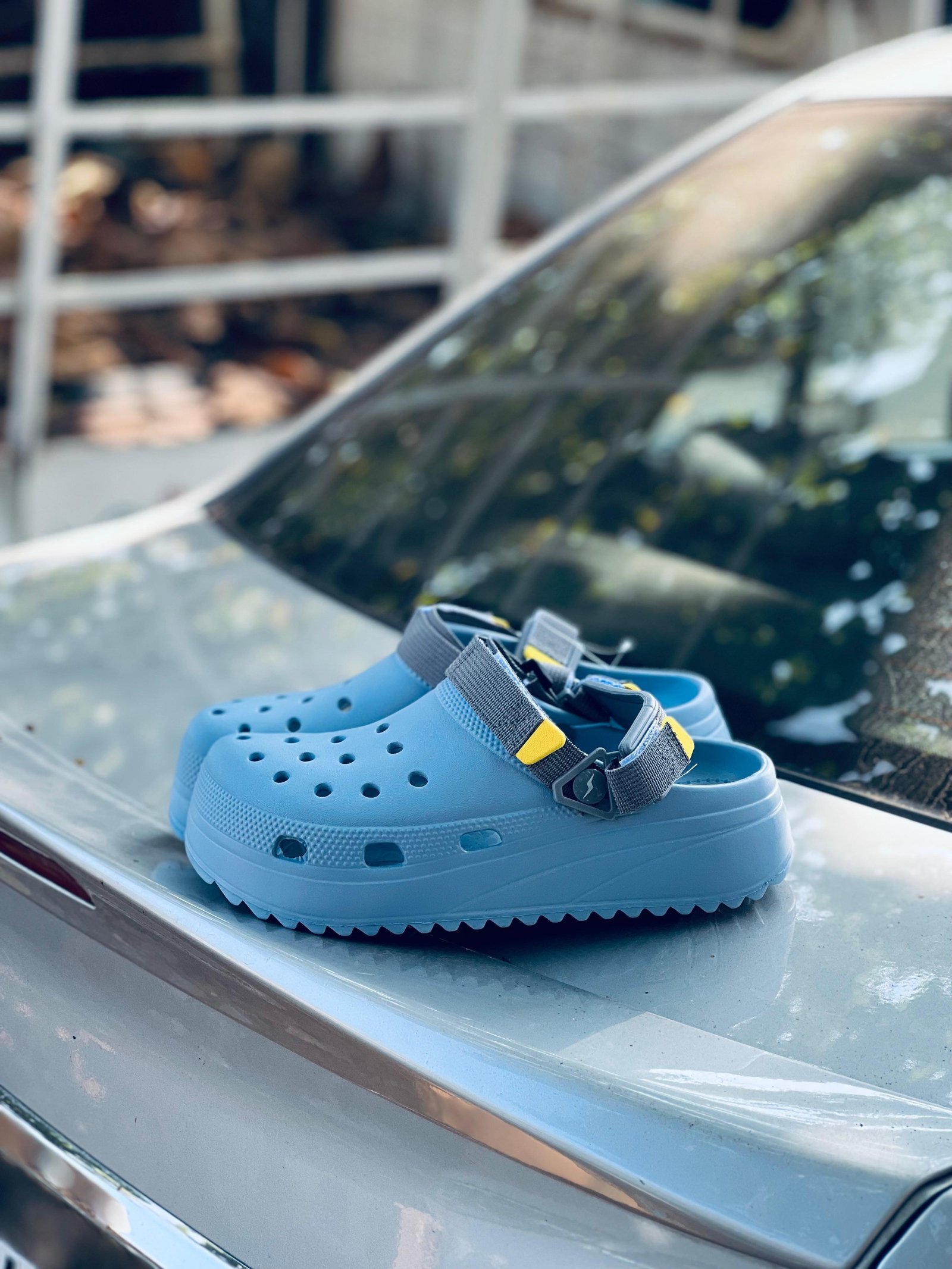 CROCS