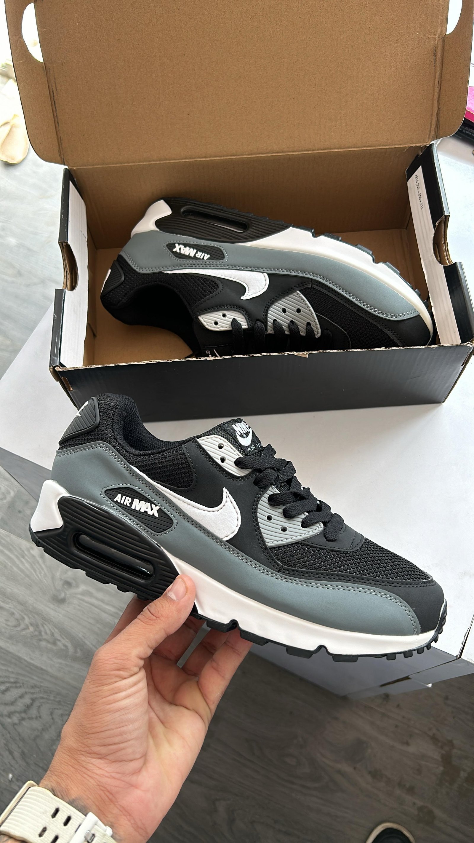 NIKE AIRMAX 90