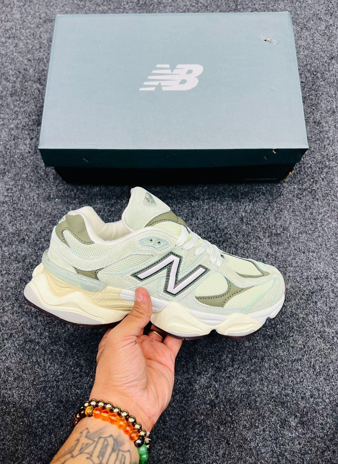 NEW BALANCE 9060