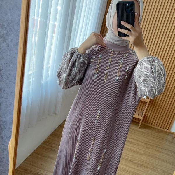 GOWN