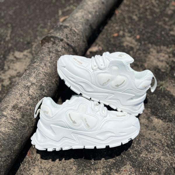 IMPORTED SHOE