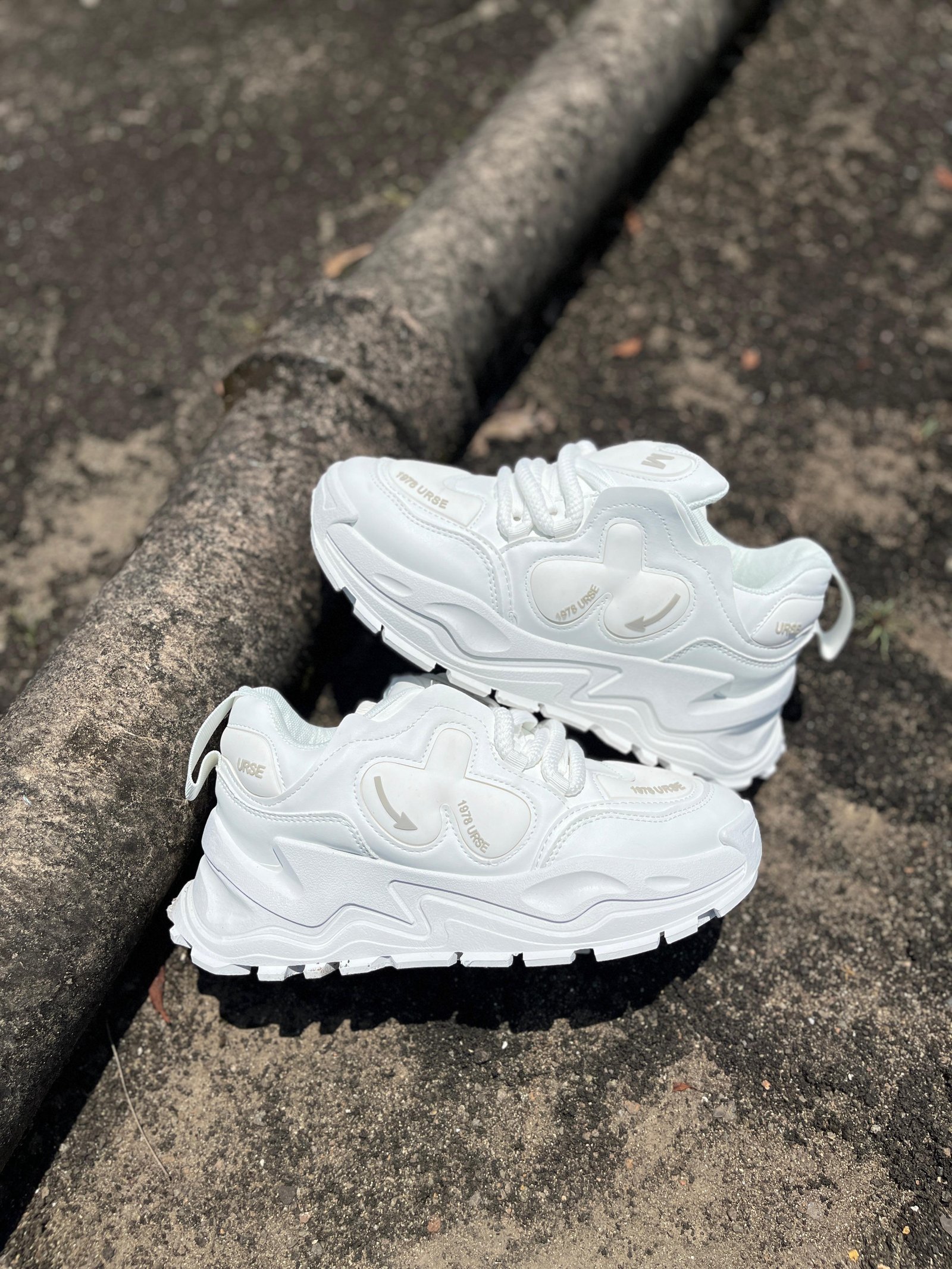 IMPORTED SHOE