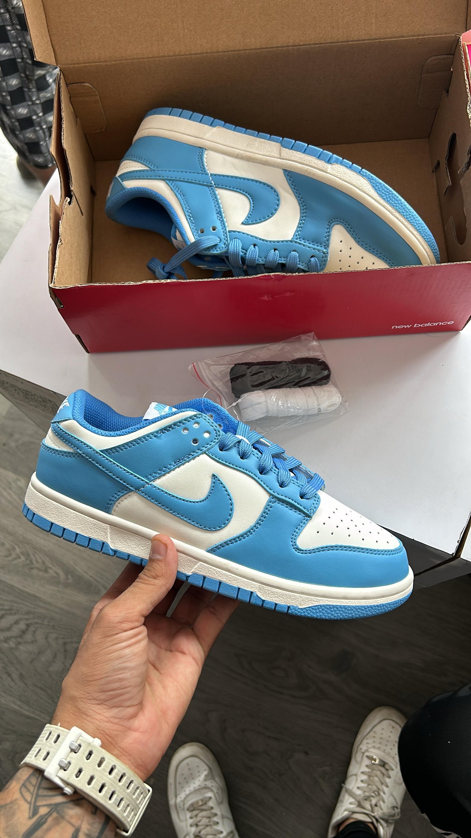 NIKE SB DUNK LOW GIRLS