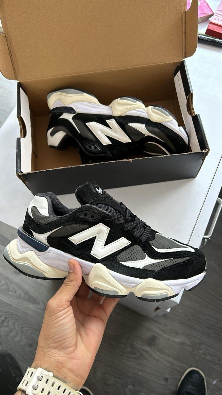 NEW BALANCE 9060 BLACK/WHITE