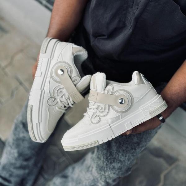 IMPORTED SHOE