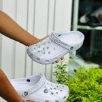 CROCS CLASSIC PRINT