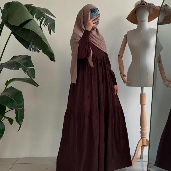 GOWN